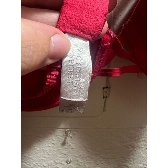 Victoria’s Secret Red Full Coverage Bra Woman’s Size 34C - Picture 11 of 13